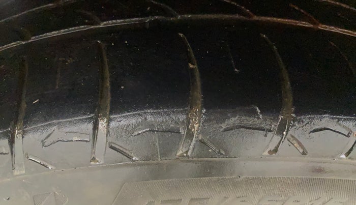 2020 Tata Tiago XZA PLUS PETROL, Petrol, Automatic, 1,25,942 km, Right Rear Tyre Tread