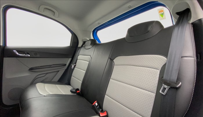 2020 Tata Tiago XZ+ 1.2 Revotron, Petrol, Manual, 9,686 km, Right Side Rear Door Cabin