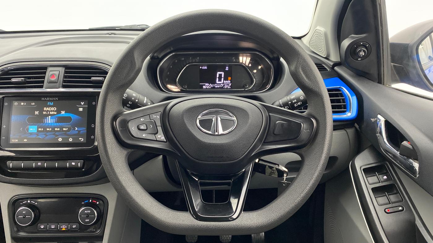 2020 Tata Tiago XZ+ 1.2 Revotron, Petrol, Manual, 9,686 km, Steering Wheel Close Up
