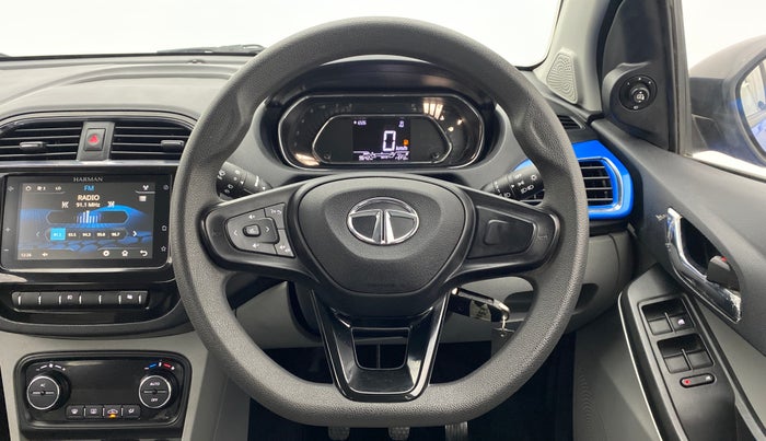 2020 Tata Tiago XZ+ 1.2 Revotron, Petrol, Manual, 9,686 km, Steering Wheel Close Up