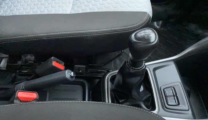 2021 Datsun Redi Go T (O), Petrol, Manual, 641 km, Gear Lever