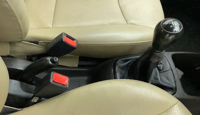 2018 Hyundai Eon ERA PLUS, Petrol, Manual, 51,864 km, Gear Lever