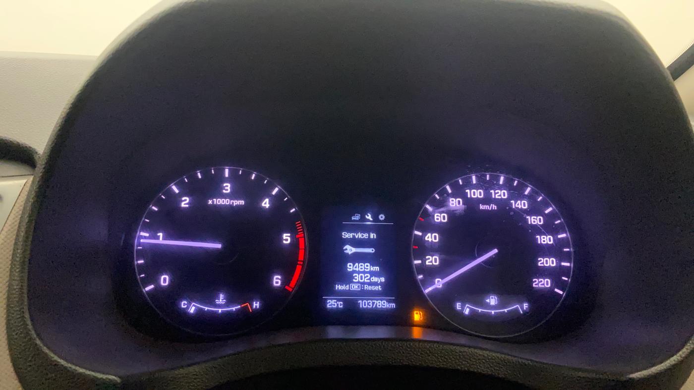 2016 Hyundai Creta SX (O) 1.6 DIESEL, Diesel, Manual, 1,03,764 km, Odometer Image