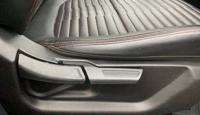 2021 KIA SONET GTX PLUS 1.5, Diesel, Manual, 41,715 km, Driver Side Adjustment Panel