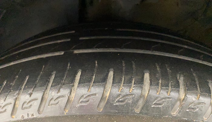 2021 KIA SONET GTX PLUS 1.5, Diesel, Manual, 41,715 km, Left Front Tyre Tread