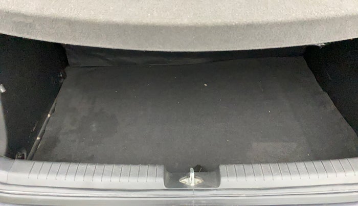 2016 Hyundai Elite i20 MAGNA 1.2, Petrol, Manual, 33,292 km, Boot Inside