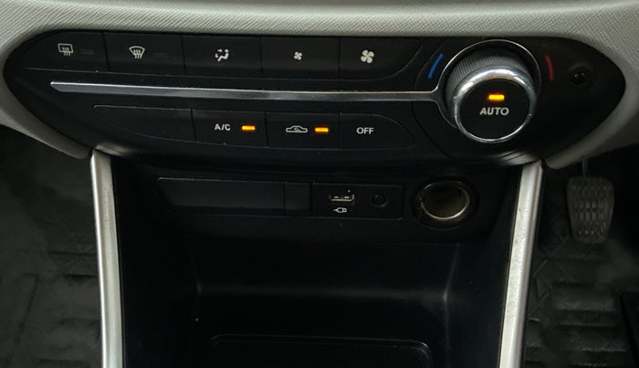 2020 Tata ALTROZ XZ 1.2, Petrol, Manual, 23,332 km, Automatic Climate Control