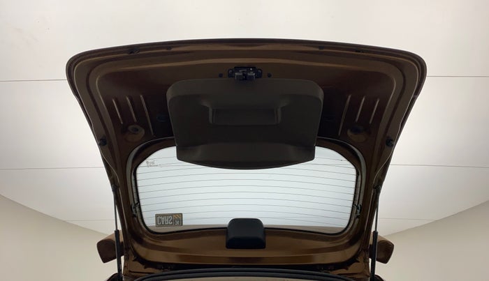 2018 Renault Duster RXS CVT, Petrol, Automatic, 36,228 km, Boot Door Open