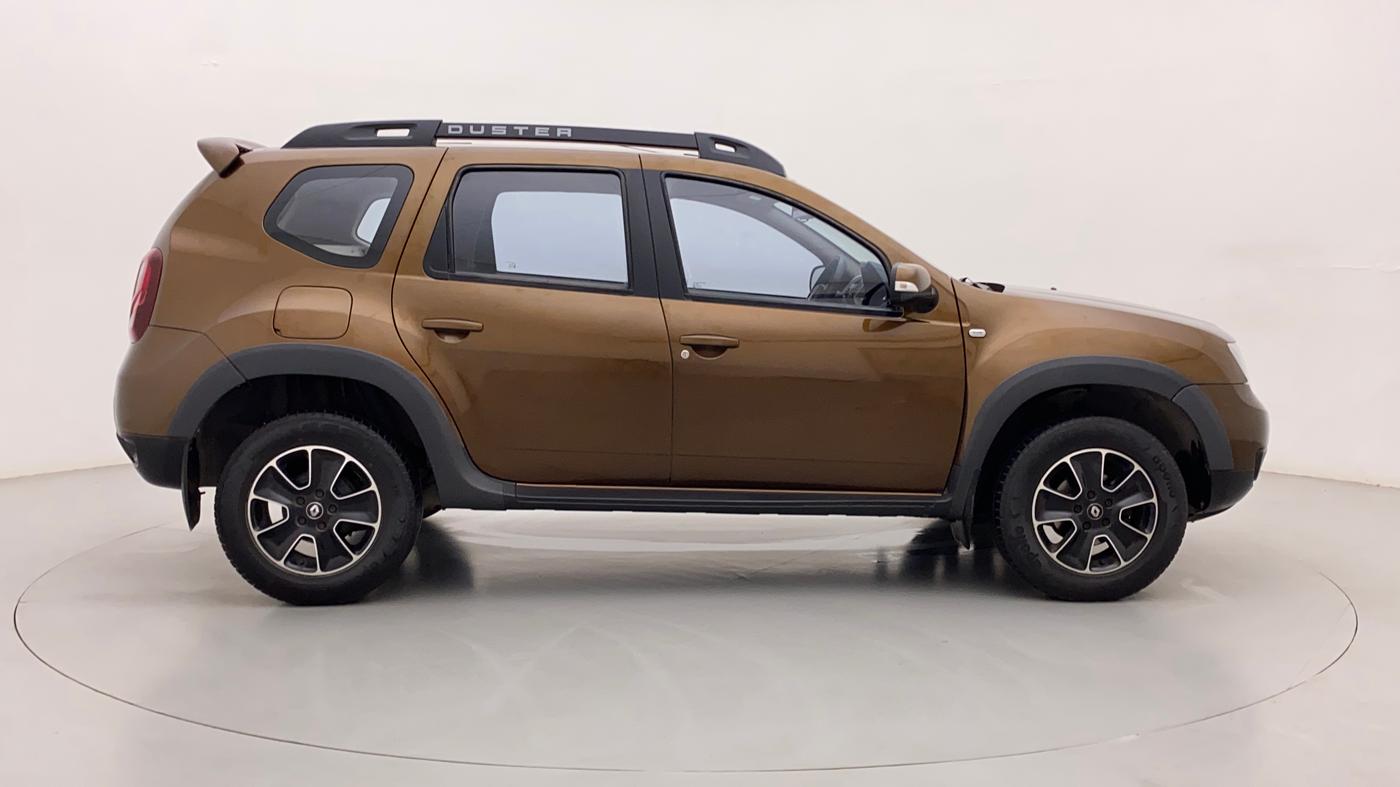 2018 Renault Duster RXS CVT, Petrol, Automatic, 36,228 km, Right Side View