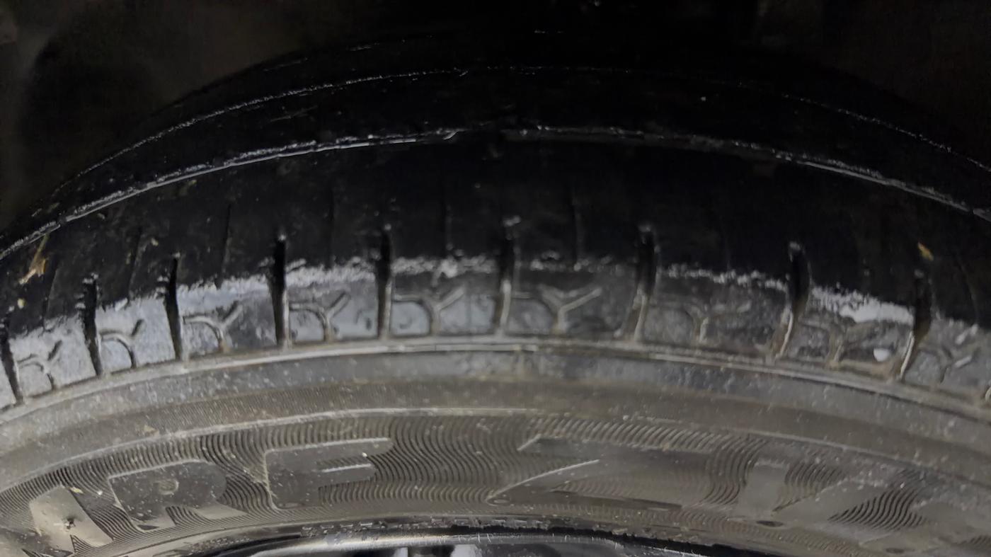 2016 Maruti Alto 800 LXI, Petrol, Manual, 65,898 km, Left Front Tyre Tread