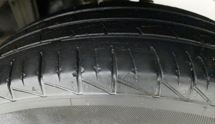 2020 Maruti Alto VXI PLUS, Petrol, Manual, 25,741 km, Left Rear Tyre Tread