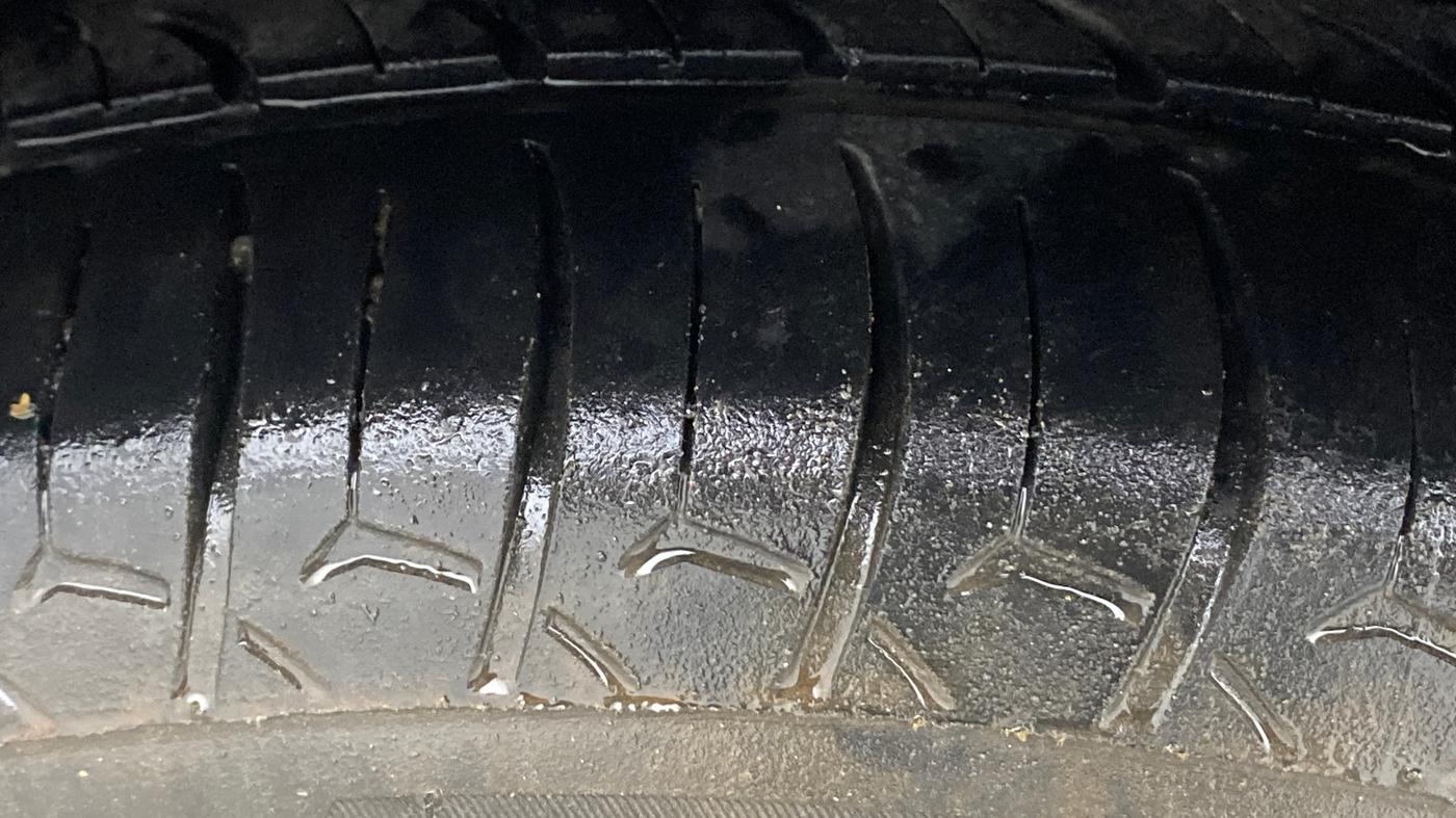 2018 Tata Tiago XZ PETROL, Petrol, Manual, 84,913 km, Right Rear Tyre Tread