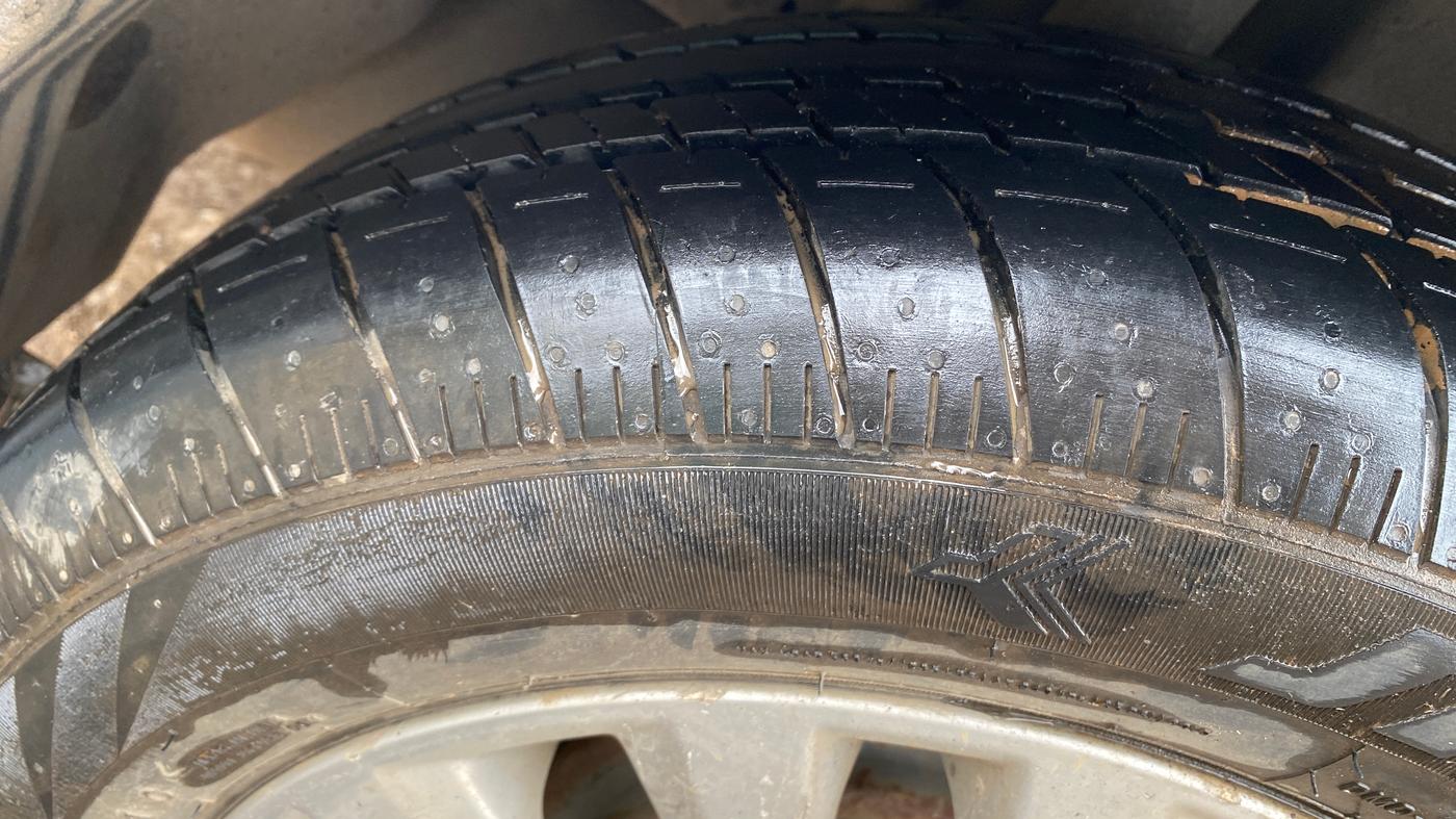 2015 Maruti Ciaz ZXI AT, Petrol, Automatic, 53,458 km, Right Rear Tyre Tread