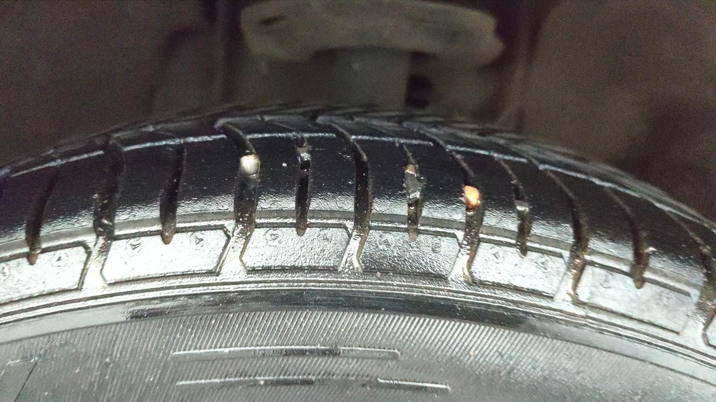 2022 Tata Tiago XT CNG, CNG, Manual, 58,504 km, Right Front Tyre Tread