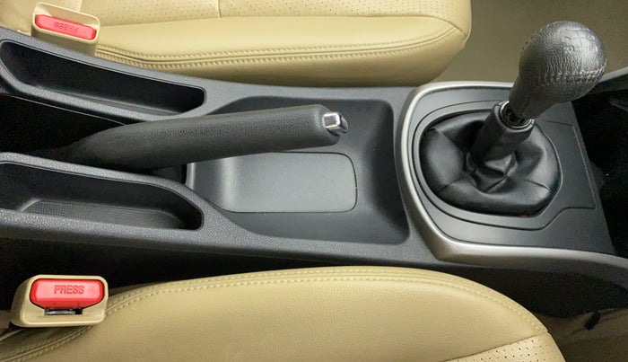 2020 Honda City 1.5L I-VTEC ZX, Petrol, Manual, 34,156 km, Gear Lever
