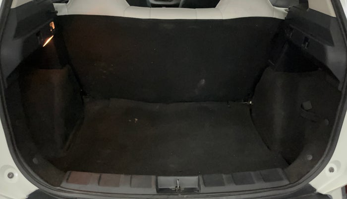 2022 Tata NEXON XM PETROL, Petrol, Manual, 50,927 km, Boot Inside