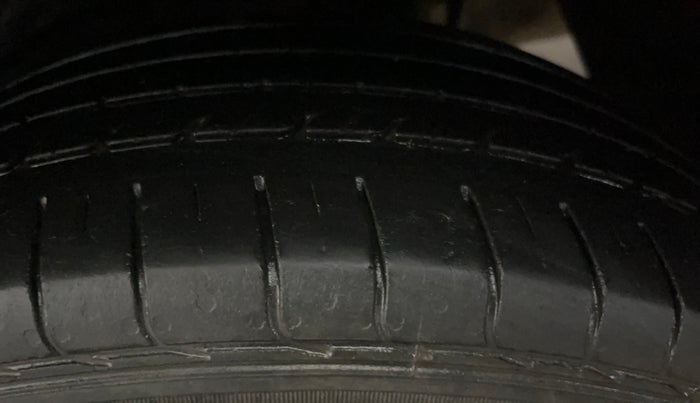 2022 Tata NEXON XM PETROL, Petrol, Manual, 50,927 km, Left Rear Tyre Tread