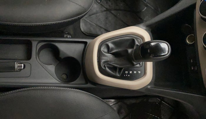 2016 Hyundai Grand i10 ASTA (O) AT 1.2 KAPPA VTVT, Petrol, Automatic, 71,251 km, Gear Lever