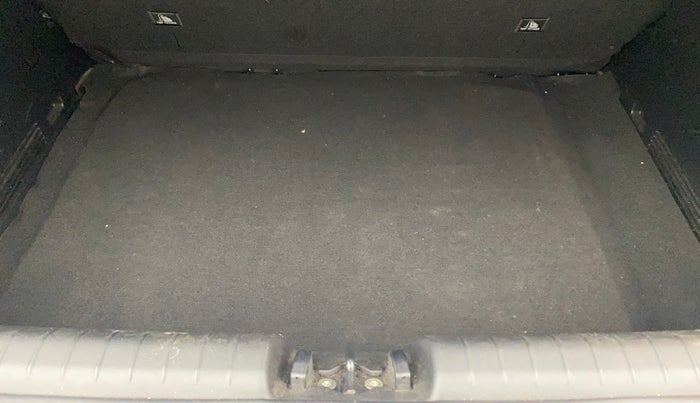 2023 Hyundai NEW I20 ASTA (O) 1.2 MT, Petrol, Manual, 34,232 km, Boot Inside