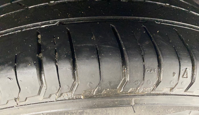 2023 Hyundai NEW I20 ASTA (O) 1.2 MT, Petrol, Manual, 34,232 km, Left Rear Tyre Tread