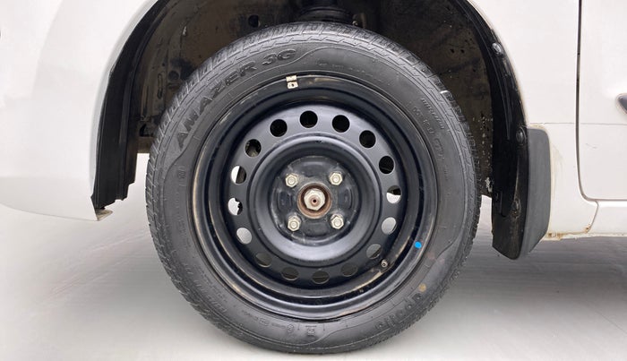 2018 Maruti Wagon R 1.0 VXI, Petrol, Manual, 38,947 km, Left Front Wheel