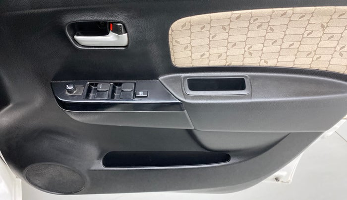 2018 Maruti Wagon R 1.0 VXI, Petrol, Manual, 38,947 km, Driver Side Door Panels Control