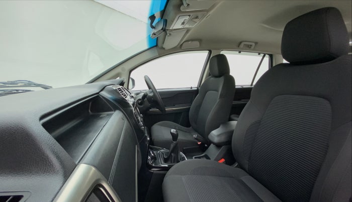 2017 Tata Hexa Varicor 400 XM, Diesel, Manual, 64,177 km, Right Side Front Door Cabin