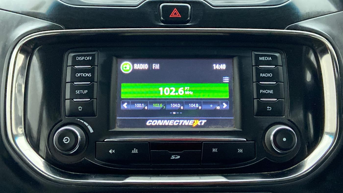 2017 Tata Hexa Varicor 400 XM, Diesel, Manual, 64,177 km, Infotainment System