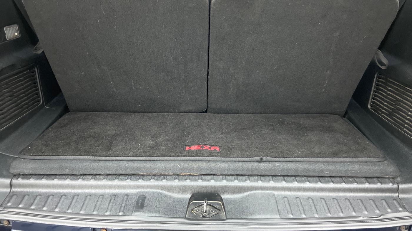2017 Tata Hexa Varicor 400 XM, Diesel, Manual, 64,177 km, Boot Inside