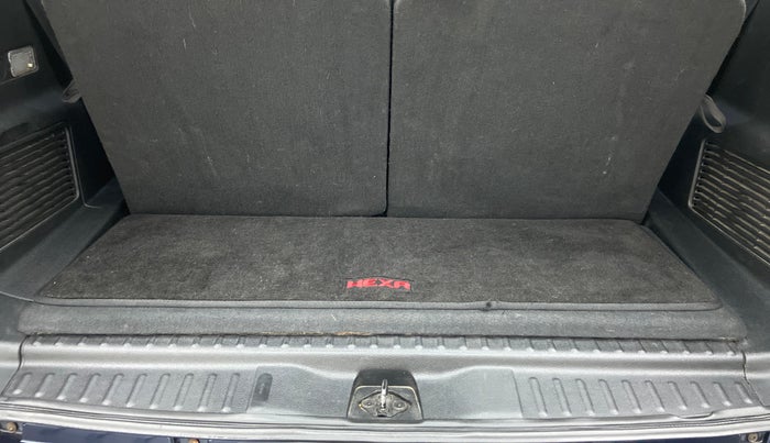 2017 Tata Hexa Varicor 400 XM, Diesel, Manual, 64,177 km, Boot Inside
