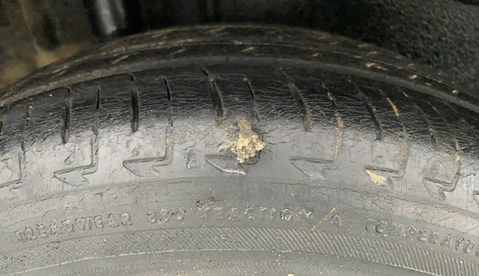 2017 Maruti IGNIS DELTA 1.2 AMT, Petrol, Automatic, 50,688 km, Right Rear Tyre Tread
