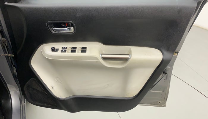 2017 Maruti IGNIS DELTA 1.2 AMT, Petrol, Automatic, 50,688 km, Driver Side Door Panels Control