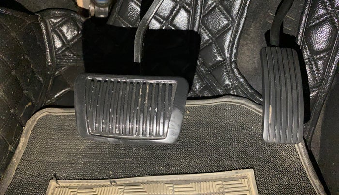 2017 Hyundai Creta SX PLUS AT 1.6 PETROL, Petrol, Automatic, 85,014 km, Pedals