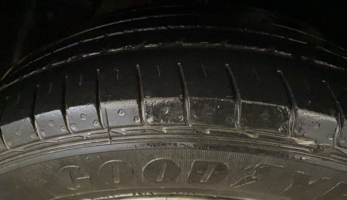 2017 Hyundai Creta SX PLUS AT 1.6 PETROL, Petrol, Automatic, 85,014 km, Right Rear Tyre Tread