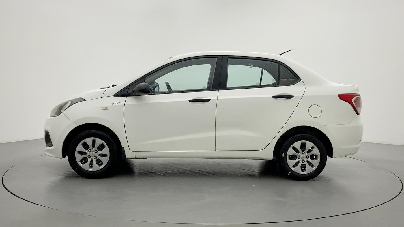 2014 Hyundai Xcent BASE 1.2, Petrol, Manual, 1,03,061 km, Left Side