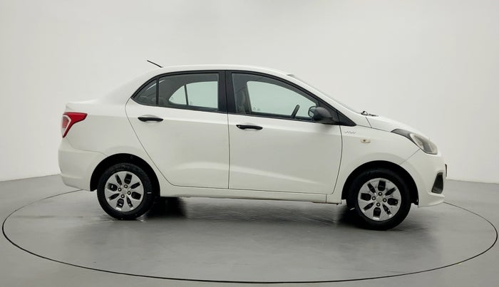 2014 Hyundai Xcent BASE 1.2, Petrol, Manual, 1,03,061 km, Right Side View