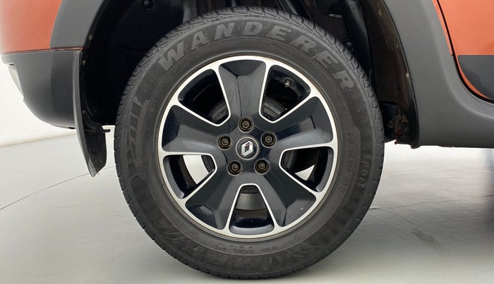 2017 Renault Duster RXZ AMT 110 PS, Diesel, Automatic, 44,505 km, Right Rear Wheel