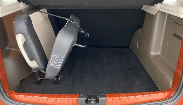 2017 Renault Duster RXZ AMT 110 PS, Diesel, Automatic, 44,505 km, Boot Inside