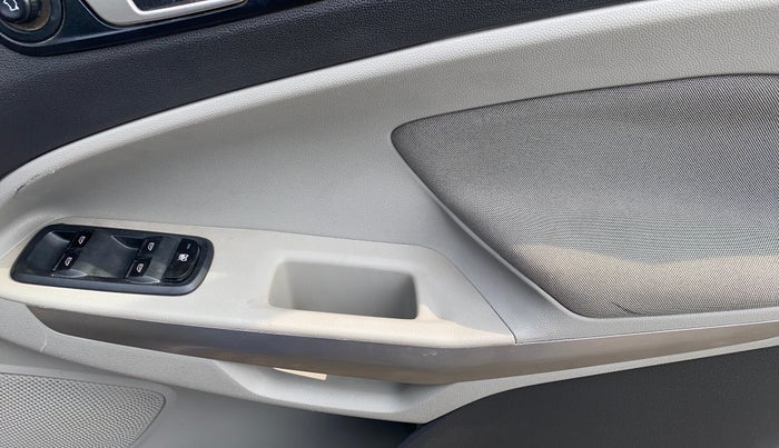 2014 Ford Ecosport TREND 1.5L DIESEL, Diesel, Manual, 1,49,062 km, Driver Side Door Panels Control