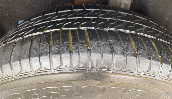 2014 Ford Ecosport TREND 1.5L DIESEL, Diesel, Manual, 1,49,062 km, Left Rear Tyre Tread