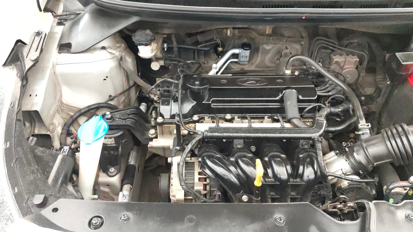 2017 Hyundai i20 Active 1.2 SX, Petrol, Manual, 41,504 km, Engine View - Right