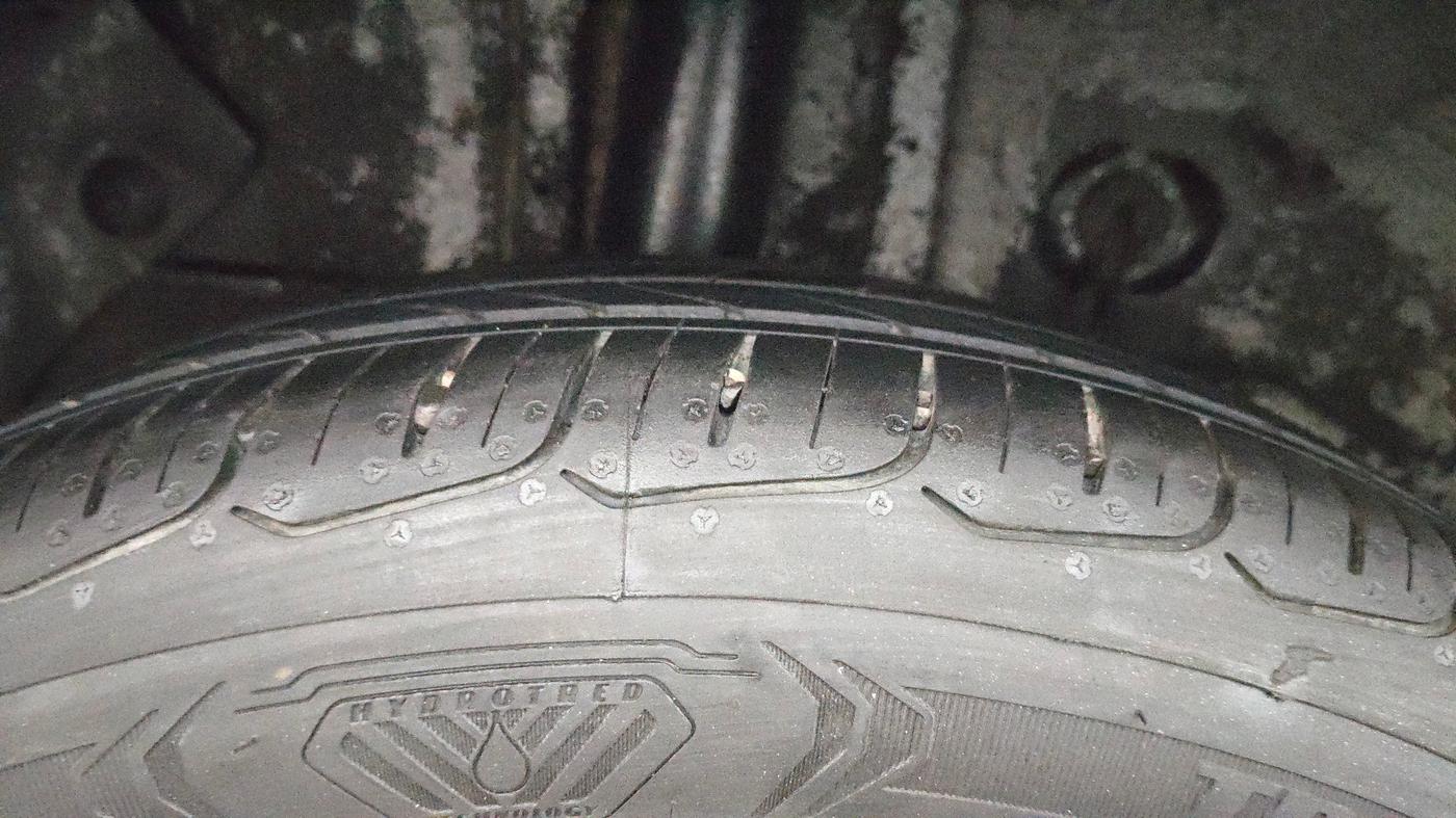 2017 Hyundai i20 Active 1.2 SX, Petrol, Manual, 41,504 km, Right Rear Tyre Tread