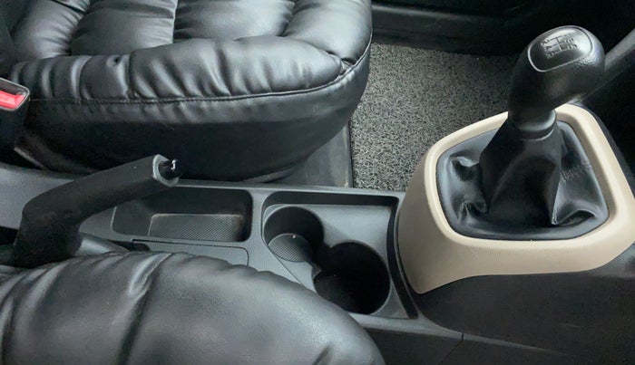 2020 Hyundai Grand i10 MAGNA 1.2 VTVT, Petrol, Manual, 4,677 km, Gear Lever