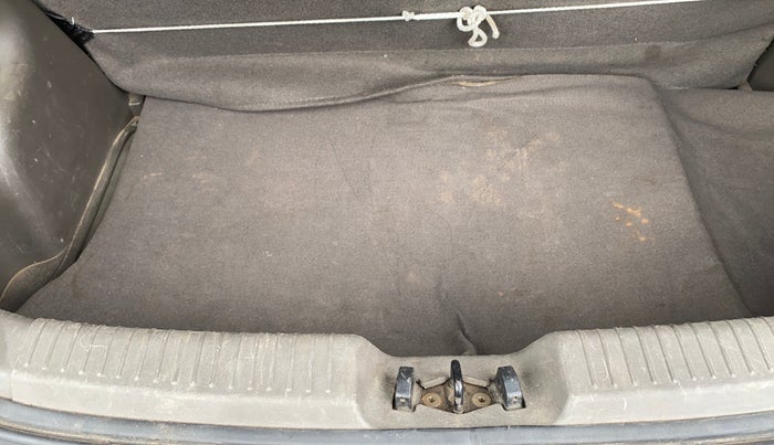 2012 Hyundai i10 MAGNA 1.1, Petrol, Manual, 86,659 km, Boot Inside