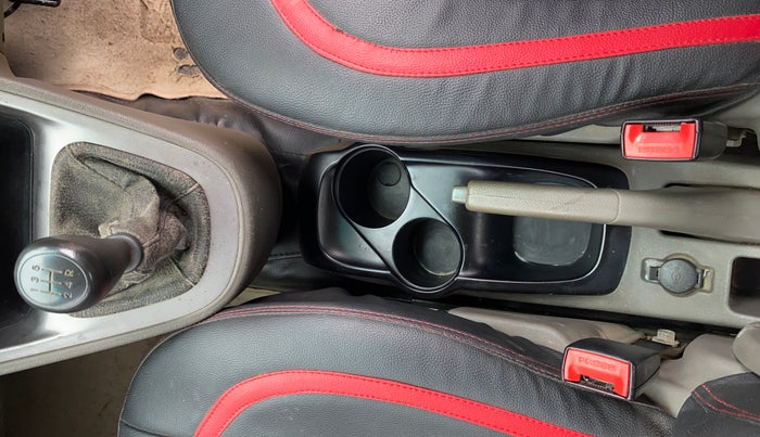 2012 Hyundai i10 MAGNA 1.1, Petrol, Manual, 86,659 km, Gear Lever