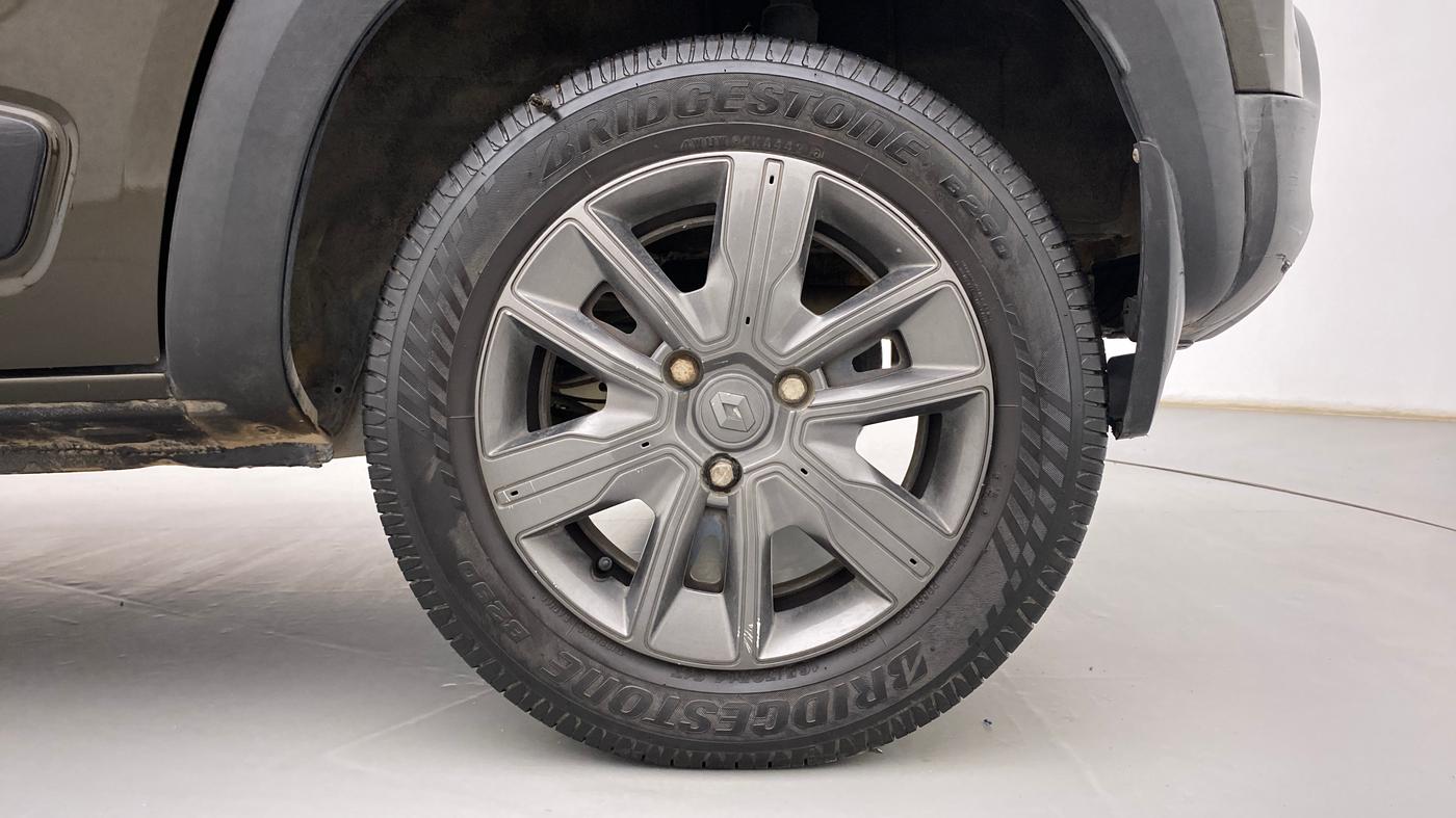 2020 Renault Kwid CLIMBER 1.0 (O), Petrol, Manual, 49,893 km, Left Rear Wheel