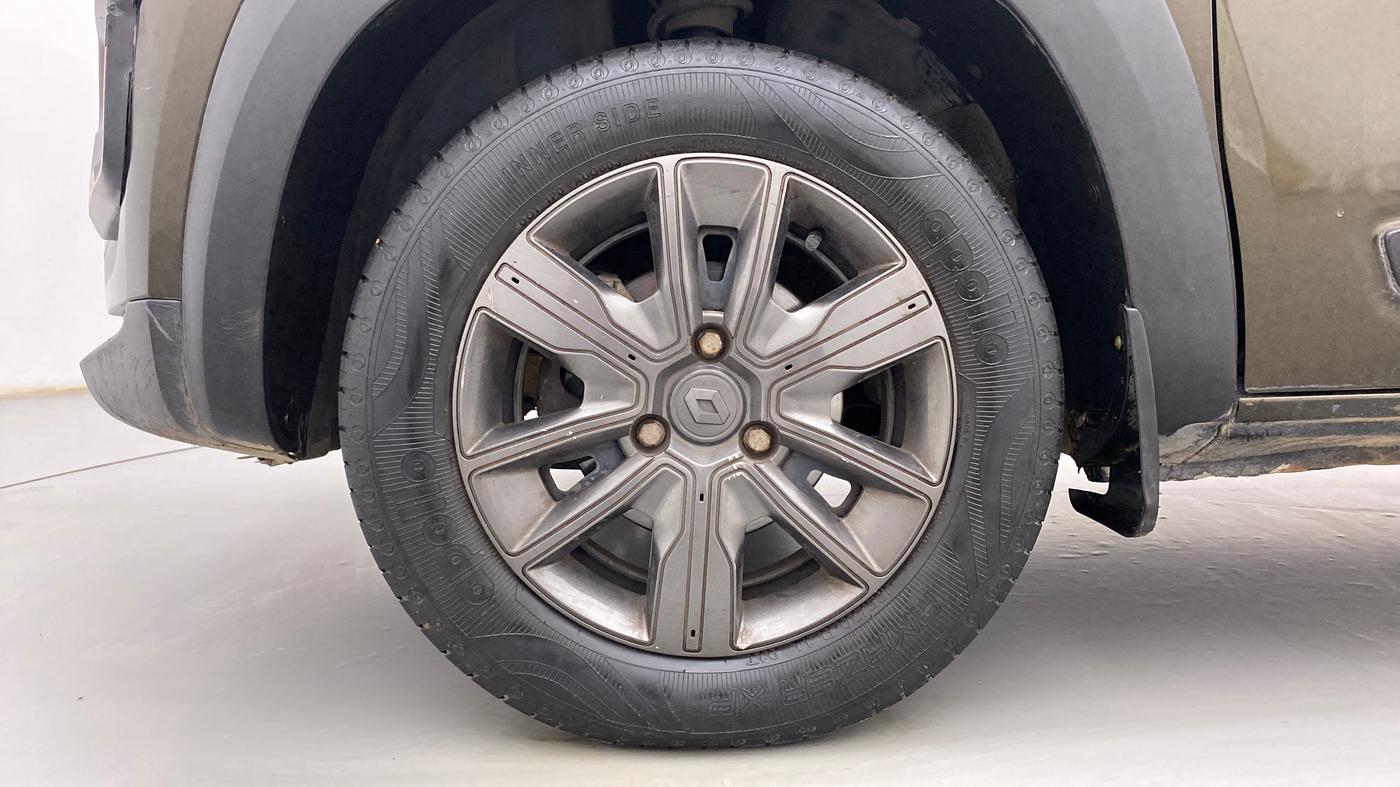 2020 Renault Kwid CLIMBER 1.0 (O), Petrol, Manual, 49,893 km, Left Front Wheel
