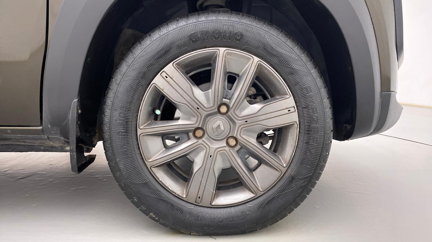 2020 Renault Kwid CLIMBER 1.0 (O), Petrol, Manual, 49,893 km, Right Front Wheel