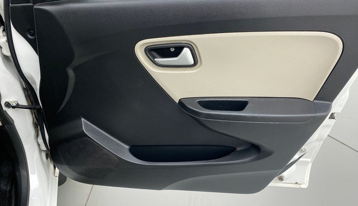 2020 Maruti Alto VXI, Petrol, Manual, 18,344 km, Driver Side Door Panels Control