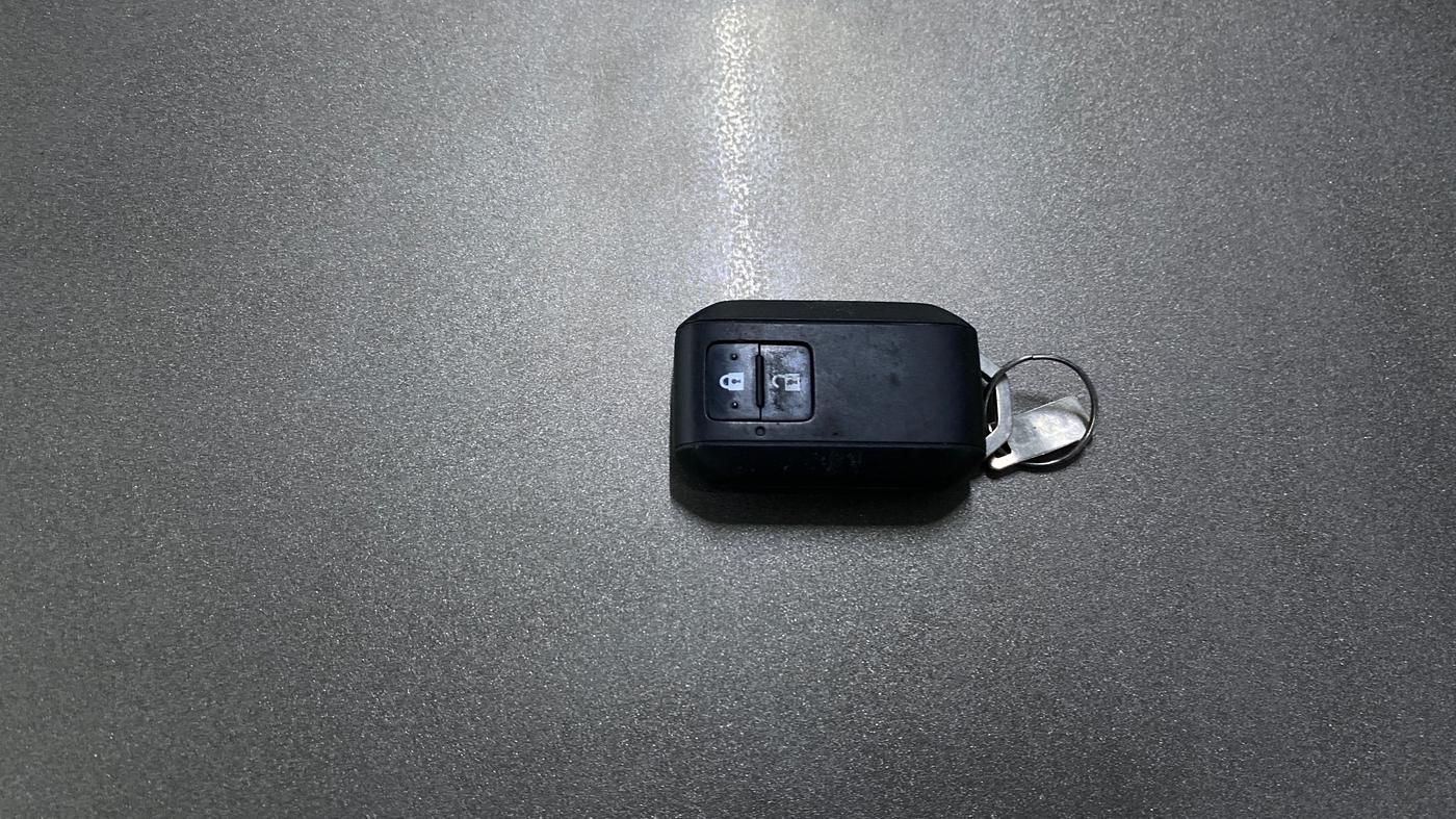 2020 Maruti Baleno ZETA PETROL 1.2, Petrol, Manual, 13,082 km, Key Close Up